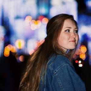 Meet your Posher, Mikaela